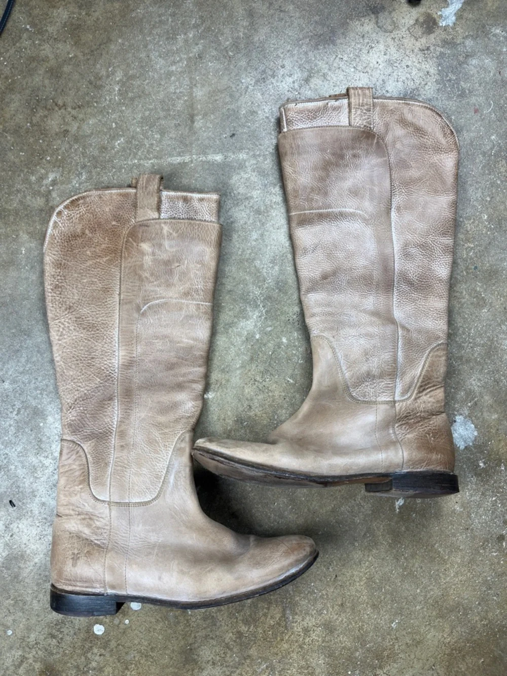 Frye Paige Tall Leather Riding Boots in Light Taupe (with flaw) Size: 9 1/2B
